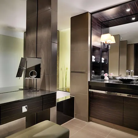 Hyatt Regency 호텔 5*