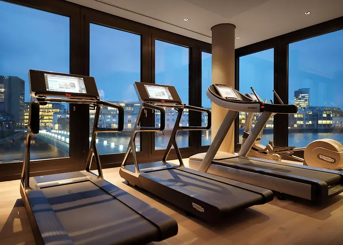Hyatt Regency 5*