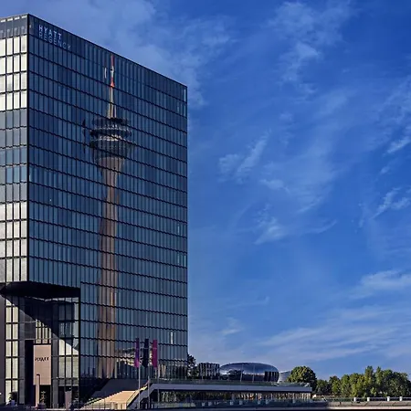 מלון Hyatt Regency 5*