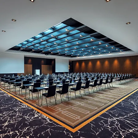 Otel Hyatt Regency Düsseldorf